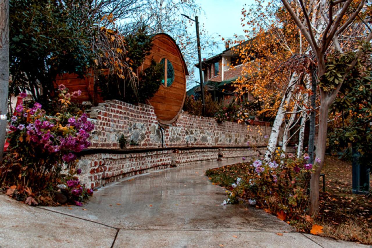 Hotel Beaumonde Garden Tiflis Dış mekan fotoğraf